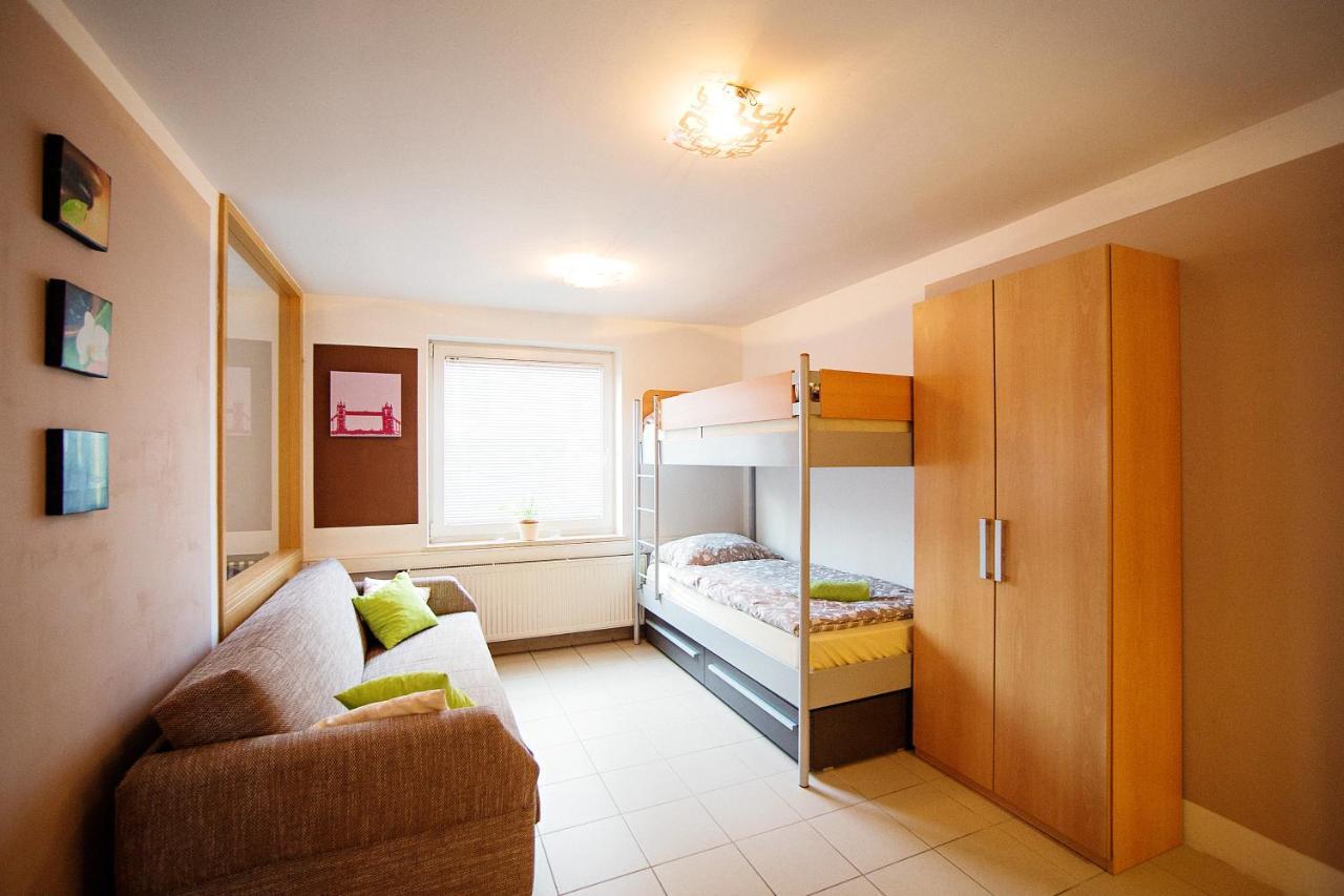 Sweet Apartments With Free Private Parking Ljubljana Kültér fotó