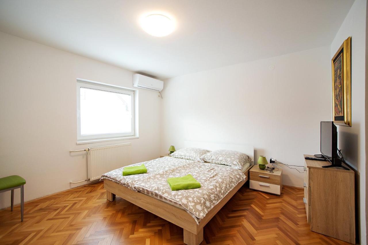 Sweet Apartments With Free Private Parking Ljubljana Kültér fotó